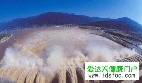 长江三峡大坝灵异事件 传闻巨蛇被封印其中