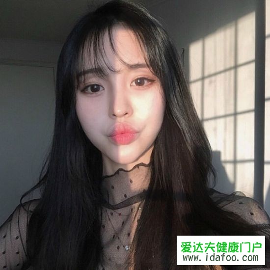 2017空气刘海图片欣赏 可中分淑女又可齐刘海萌妹子!