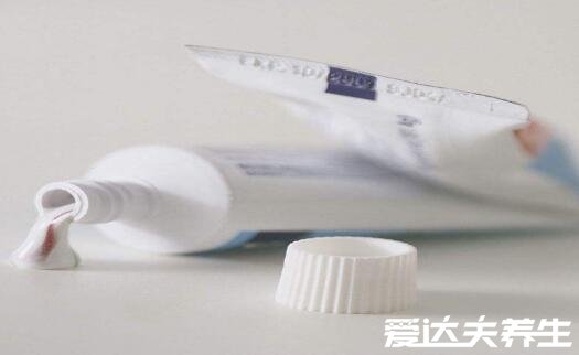 牙膏可以代替验孕棒，掌握正确的牙膏验孕方法很重要