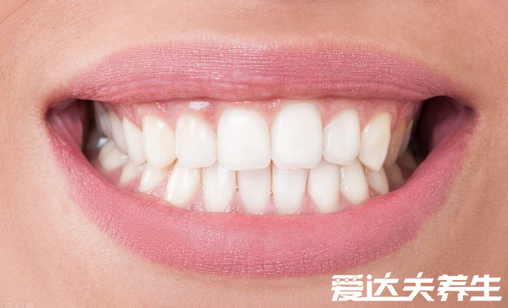洗牙能让牙齿变白吗，能变白但是不然当做牙齿美容