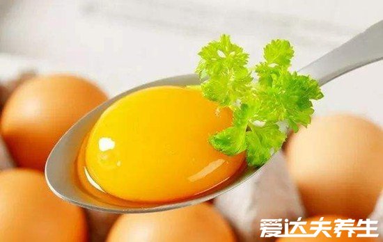 胆固醇高不能吃什么食物，吃鸡蛋千万不要吃蛋黄