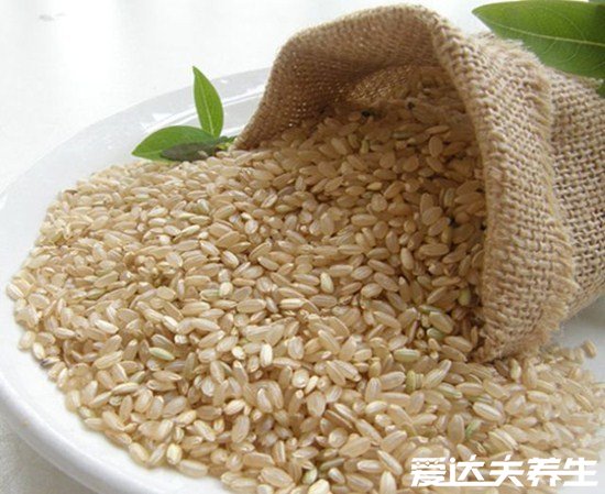脾虚吃什么食物补最快，五谷杂粮最补其中又以糙米为佳