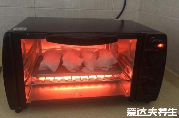 烤箱烤红薯温度和时间，上下火220度烤一小时(根据红薯大小增减温度)