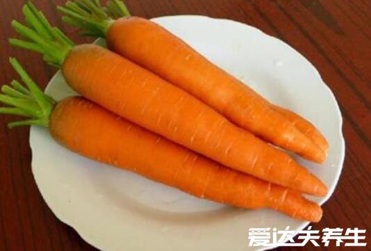 胡萝卜怎么吃最有营养，不仅可以榨汁还能煎炒(附胡萝卜食用禁忌)