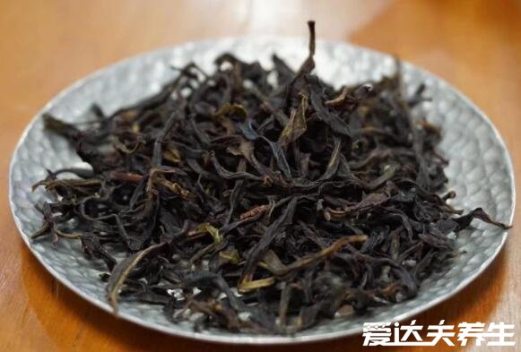 乌龙茶属于什么茶有哪些，属于半发酵的青茶其中铁观音最出名