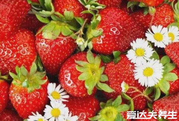 草莓是什么季节的水果，春季末夏季初的水果(附食用注意事项)