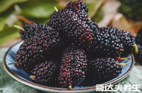 桑葚含硒第一名的水果，天然抗氧化剂防癌抗癌效果好