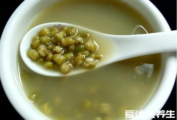 绿豆汤的功效与作用，清热解暑/解毒/提高免疫力/降血脂(附食用禁忌)