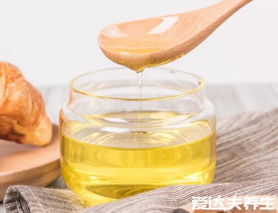 色拉油是什么油，是可以生吃的高级植物油