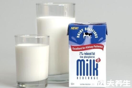 喝牛奶记住4个最佳时间，早餐后喝补充一天的营养(切勿空腹饮用)