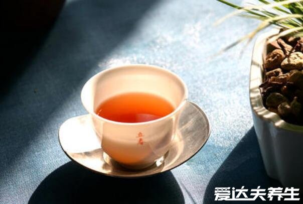 铁罗汉是什么茶是花茶吗，是乌龙茶的一种属青茶(保健功效多)