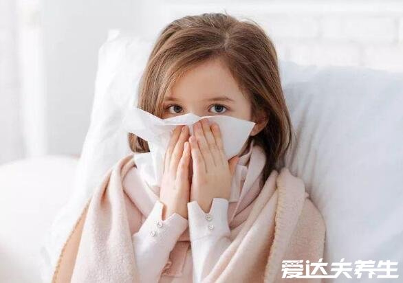 热咳和寒咳的区别晚上，手脚发冷是寒咳/发热出汗是热咳