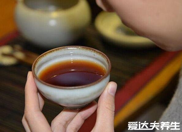 喝普洱茶有什么好处，能暖胃养胃其防癌抗癌效果也是茶中最好的