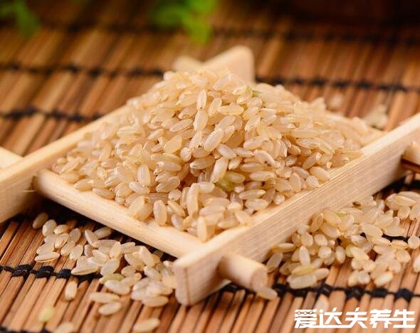 糙米是什么米，糙米的功效与作用禁忌(只脱壳的稻米)