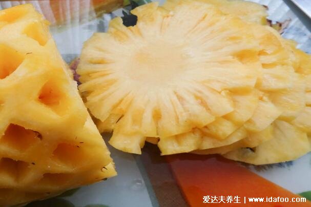 菠萝不能和什么一起吃，和芒果同食容易引发严重过敏