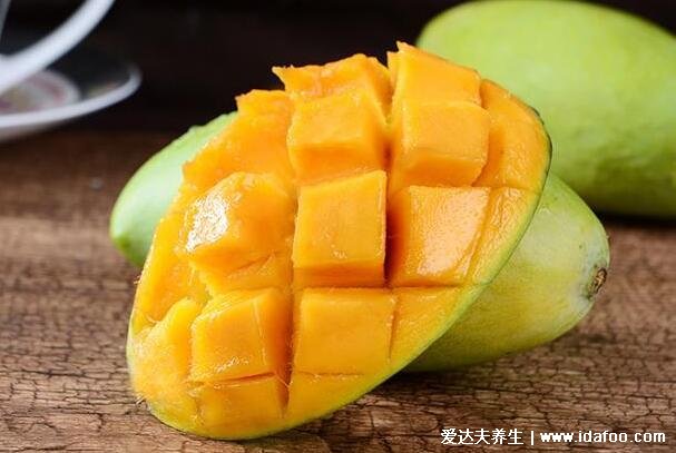 芒果不能和什么一起吃，辛辣的食物伤害肾脏还易过敏