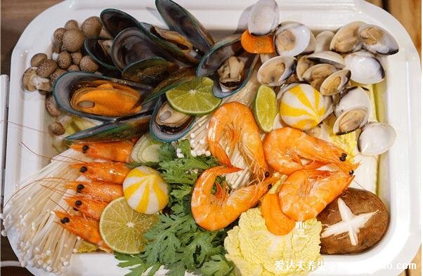 海鲜不能和什么一起吃，吃大量含维C的食物相当于吃砒霜
