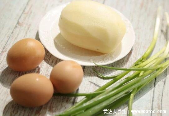 土豆和鸡蛋能一起吃吗，能吃但要注意土豆是否发芽
