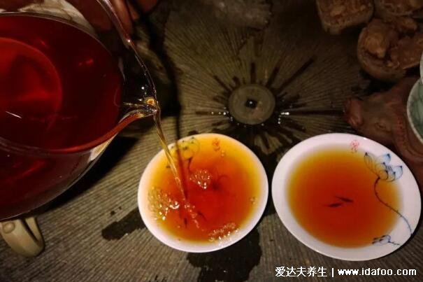普洱茶的冲泡方法，超详细的7个泡茶步骤(新手一看就会)