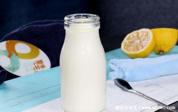喝脱脂牛奶拉稀正常吗，多半是乳糖不耐受不是病不要担心