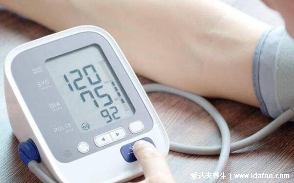正常血压与年龄对照表，快测测你的血压是否正常