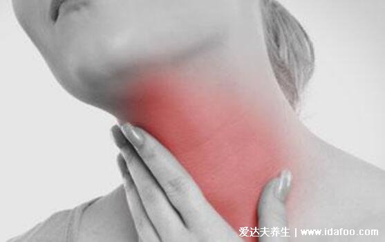 喉咙异物感一个月喉癌可能性不大，可能是因为慢性咽炎引起