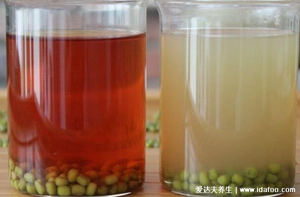 绿豆汤为什么煮出来是红色的，北方水质偏碱性或接触到空气氧化了