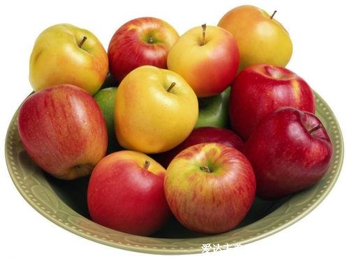 降尿酸的8种食物，猕猴桃番茄苹果葡萄都很不错