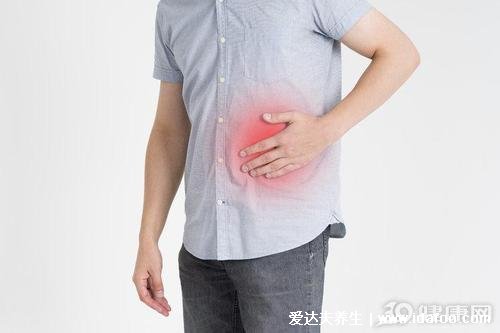 阑尾炎是哪个部位疼，阑尾炎的疼痛位置图片症状