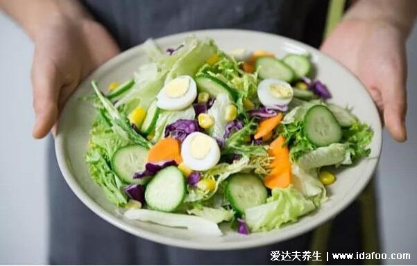 晚餐用黄瓜代替一个月瘦几斤，5-10斤附黄瓜减肥的正确方法