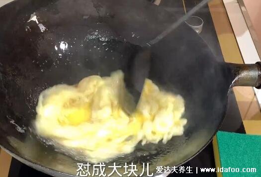 秋葵怎么做好吃又简单，4步做出秋葵炒鸡蛋(附制作视频)