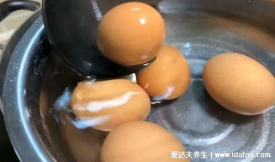 蒸鸡蛋需要多长时间，一般15分钟时间以免影响口感(水蛋比例为2;1)