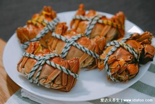 吃完螃蟹不能吃什么，超详细螃蟹食物相克表(柿子/浓茶)