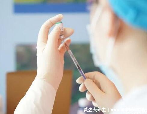 新冠疫苗为何打三针，加强针增强保护效果(需要满6个月)