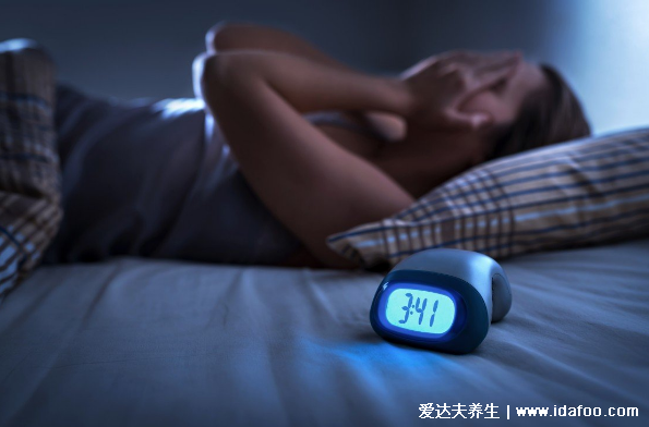 夜交藤治疗失眠的用法，四种用法强推夜交藤粥最养人