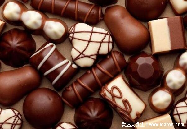 代可可脂和可可脂区别哪个好，喜欢吃巧克力的注意了(可可脂更安全)