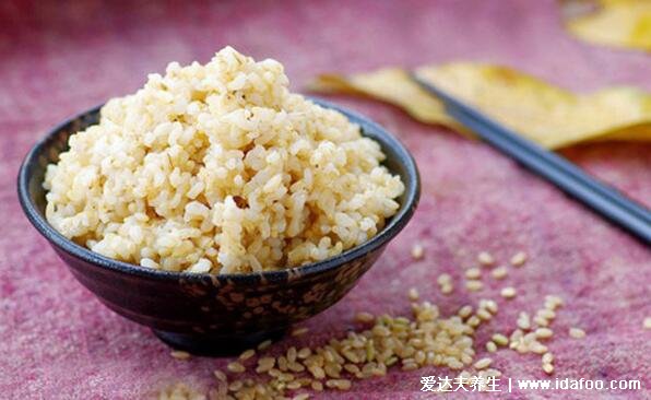 糙米是什么米怎么吃，糙米和大米的3大区别(保留稻谷的全营养)