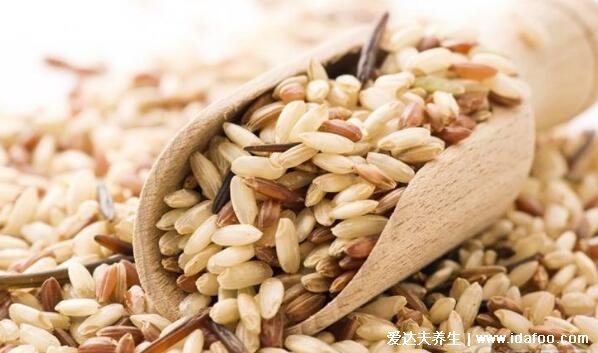 糙米的功效与作用禁忌，常吃糙米的好处有5点(消化不良者少吃)