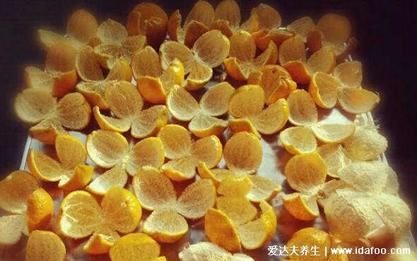 陈皮和橘子皮有什么区别，新鲜橘皮泡水喝对健康有害