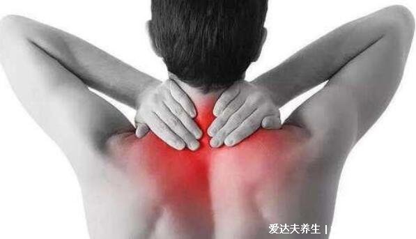 男女后背疼痛位置图详解，含左右后背疼痛对照图(重视背疼原因)