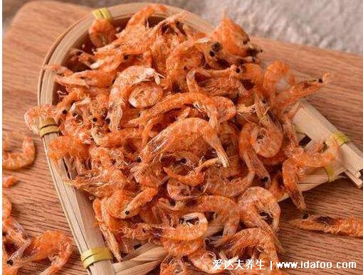 虾皮是什么怎么吃补钙，毛虾的干制品/煮粥炖汤炒菜都可