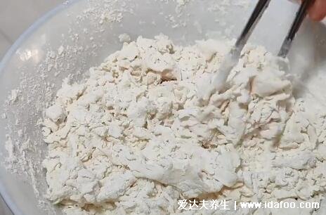饺子皮怎么做才能又软又筋道，面粉加盐6个小技巧(新手也可以)  