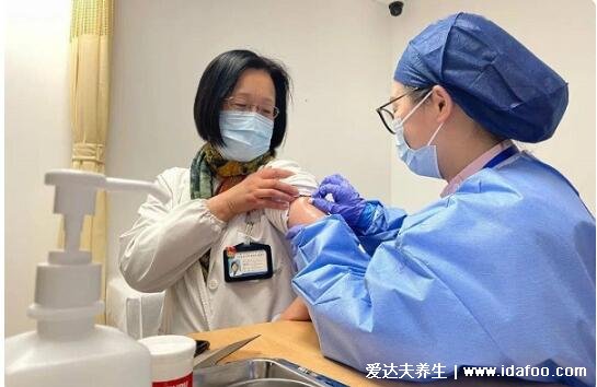 上海的医生九成不打新冠疫苗，太夸张有少数医生禁忌症不能打
