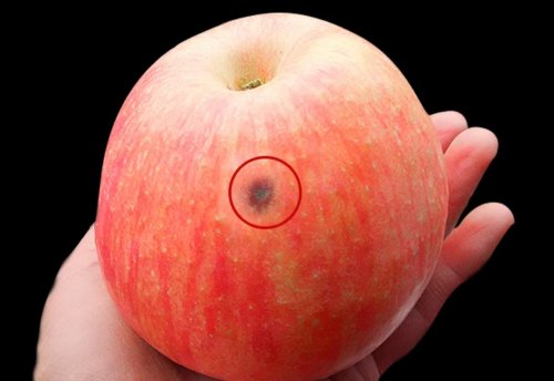 苹果上出现小黑点了还能吃吗会致癌吗